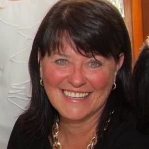 Meet your Posher, Pierrette